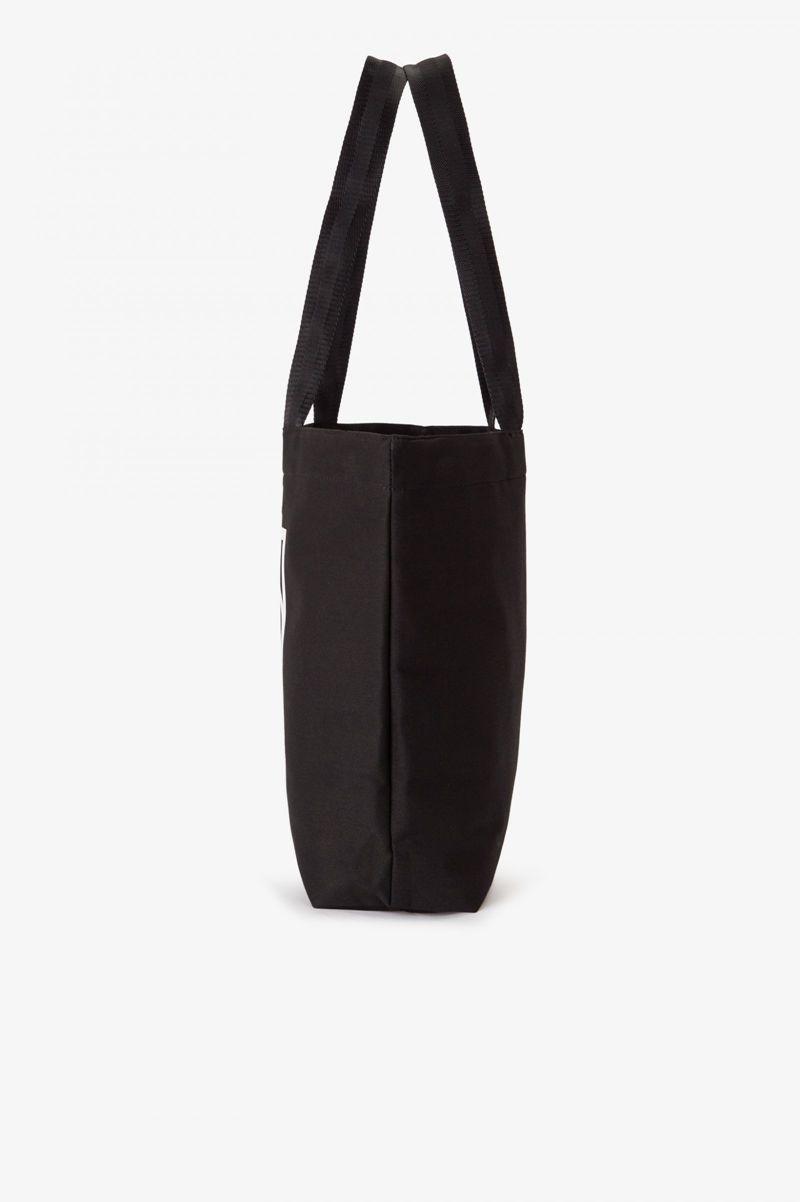 Black Fred Perry Graphic Print Tote Women's Bags | PH 1817ZUTG